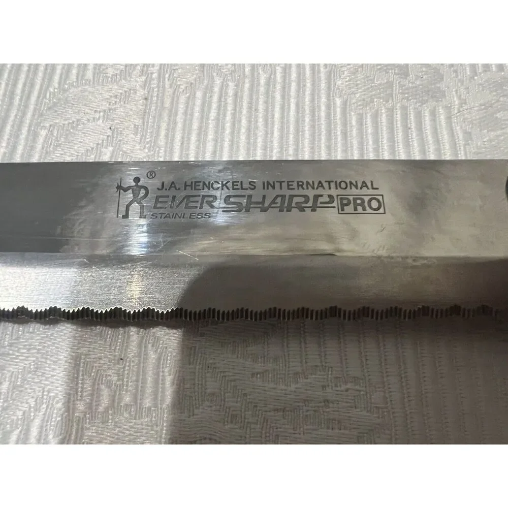 J A HENCKELS International Ever Sharp Pro Serrated‎ 12” Steel Blade Bread Knife
